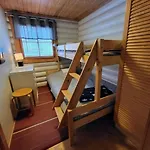 Viihtyisae Ja Tilava Moekki, Pytkykaksonen B Сasa de vacaciones