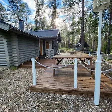 Nyaraló Viihtyisae Ja Tilava Moekki, Pytkykaksonen B Syöte