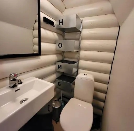 Viihtyisä Ja Tilava Mökki, Pytkykaksonen B * Iso-Syöte